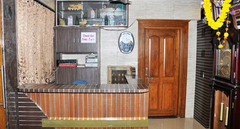 Hotel Ravi, Shirdi 2